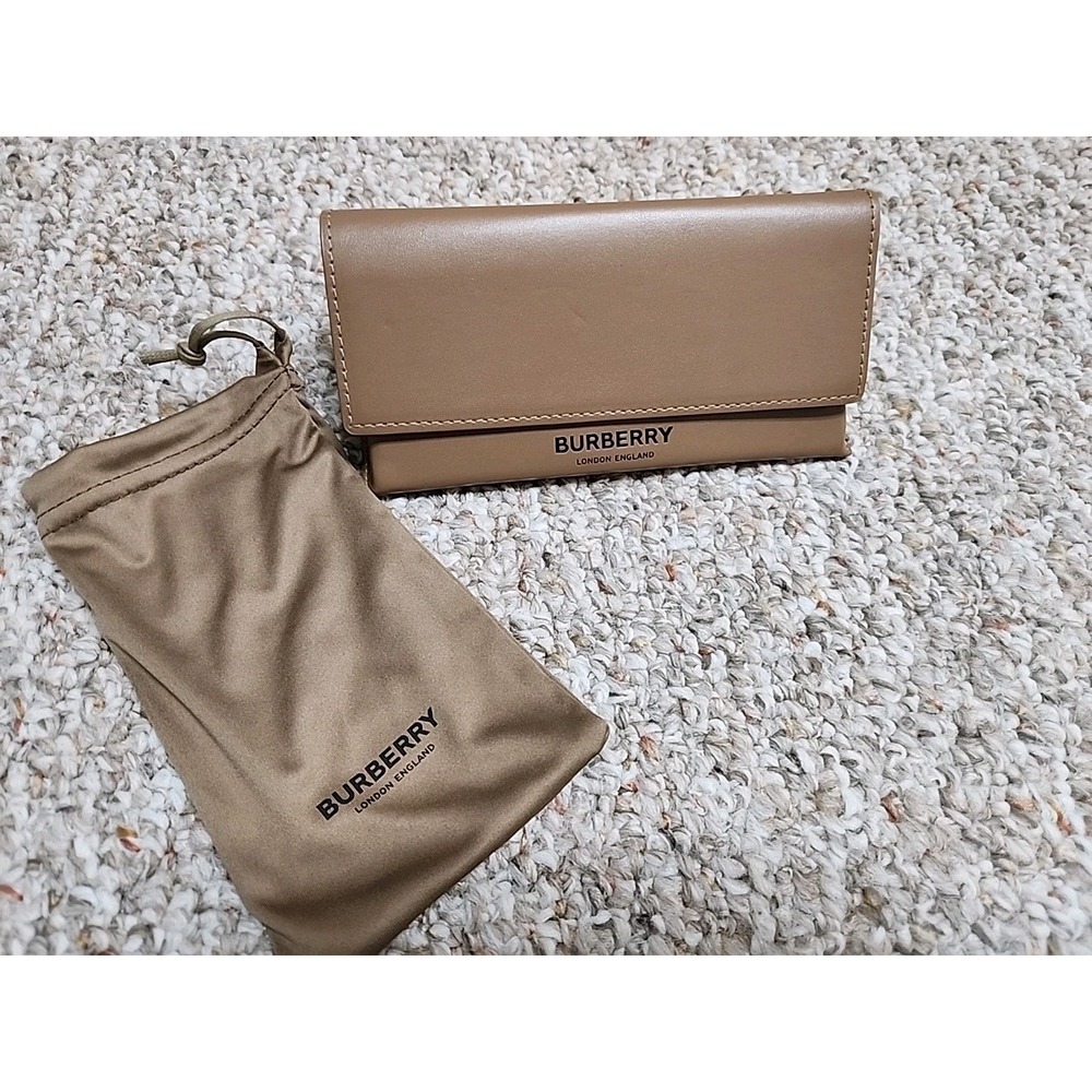 Burberry London England Camel Brown Faux Leather Glasses Lined Case & Bag